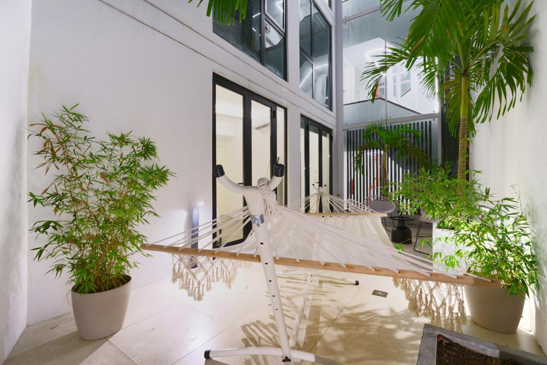 Sunny 2Br With Pool In Casco Antiguo Apartment Panama City Ngoại thất bức ảnh